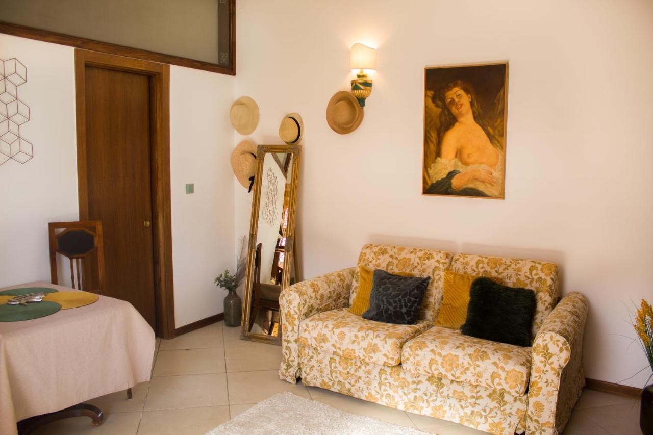 9 Stylish Suite In Unirii Square Timisoara Exterior photo